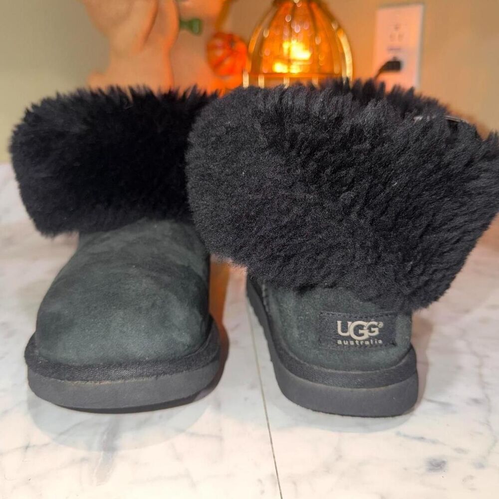 Ugg Women's Black Slippers